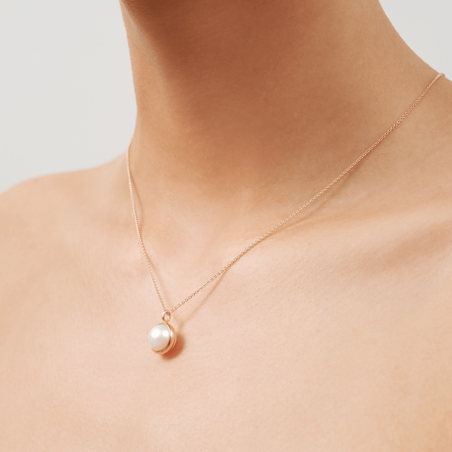 Prime Pendant White Pearl