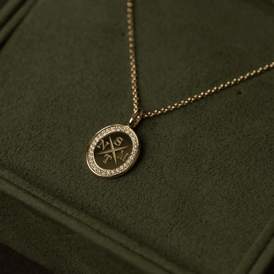 Medallion Necklace F-G/VS brilliant cut diamonds – Julie Sandlau