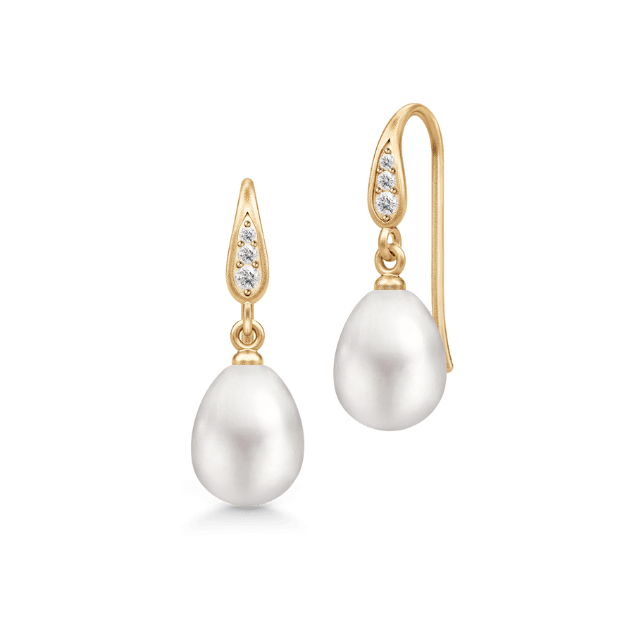 Ocean Earrings White Pearl